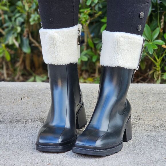 Women's Chunky Block Heel Ankle Boots Black Color - Picture 2 of 5